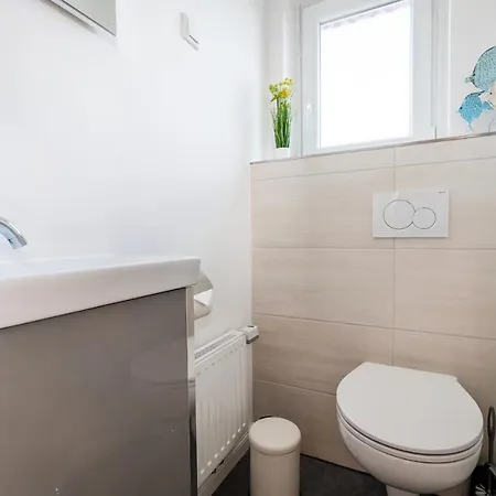 بيت للعطل Steuerbord Mit Kamin Und Terrasse - 4 Sterne Dtv-klassifizierung