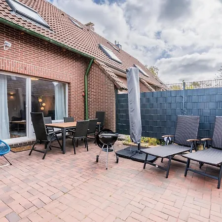 Steuerbord Mit Kamin Und Terrasse - 4 Sterne Dtv-klassifizierung بيت للعطل كاروليننسيل
