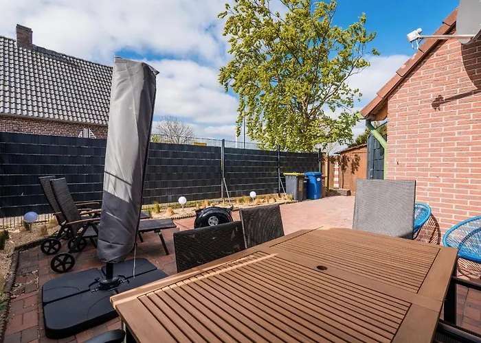 度假居 Steuerbord Mit Kamin Und Terrasse - 4 Sterne Dtv-klassifizierung